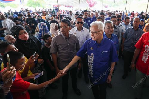 DATUK SERI ISMAIL SABRI YAAKOB
