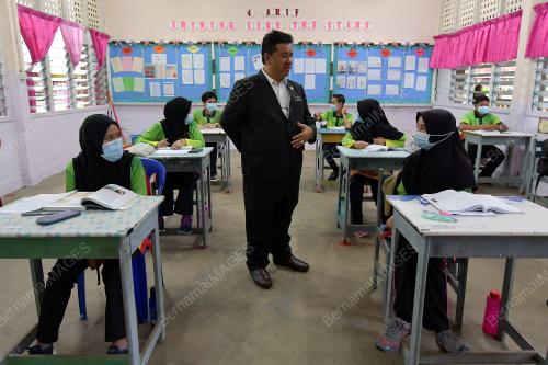 TERENGGANU: SESI PERSEKOLAHAN BERMULA HARI INI