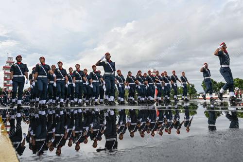 TAMAT LATIHAN KEBOMBAAN