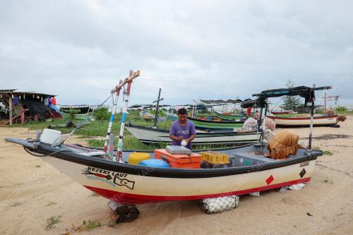 MONSUN TIMUR LAUT