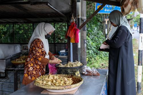 KETUPAT_GORENG