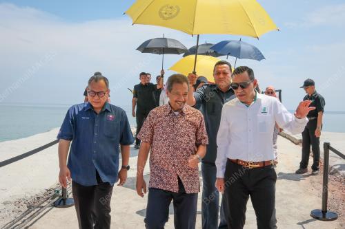 SULTAN MIZAN ZAINAL ABIDIN