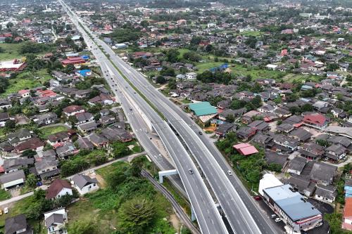 HAD LAJU JALAN PERSEKUTUAN