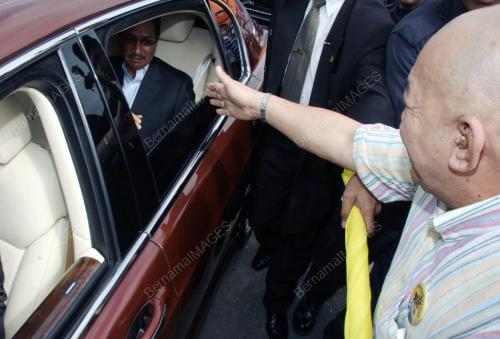 TUANKU MIZAN ZAINAL ABIDIN