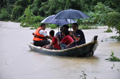 TR08_29112017_BANJIR_SETIU