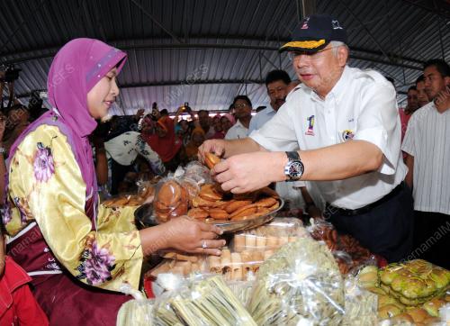 DATUK SERI MOHD NAJIB TUN ABDUL RAZAK