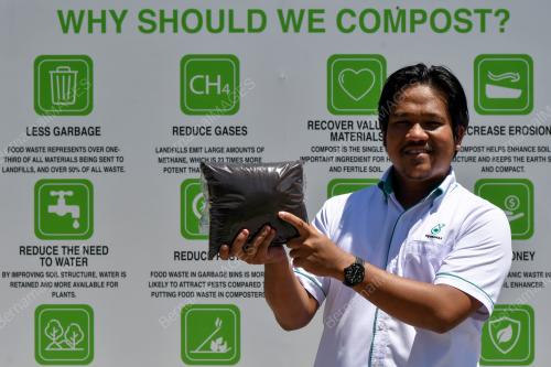 INSTEP HASILKAN BAJA KOMPOS