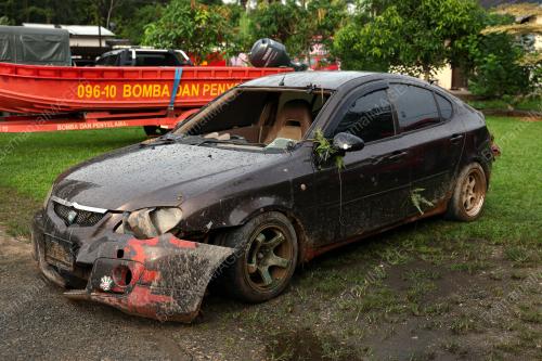 OPERASI MENCARI MANGSA KEPALA AIR