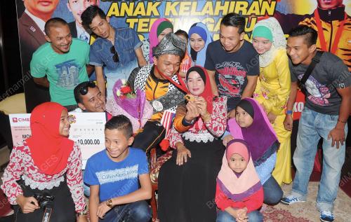 TR09_03082014_SAMBUT_HAFIFI