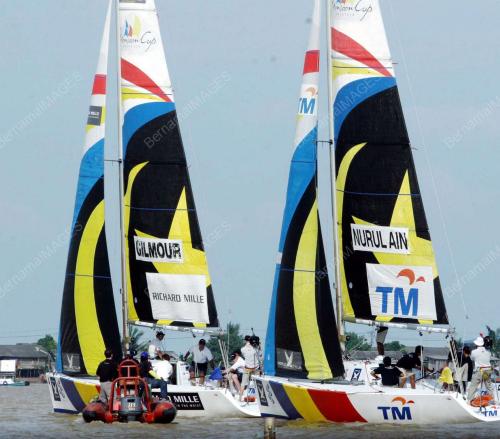 PIALA MONSUN 2008