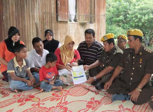 PAMPASAN INSURAN BERKELOMPOK