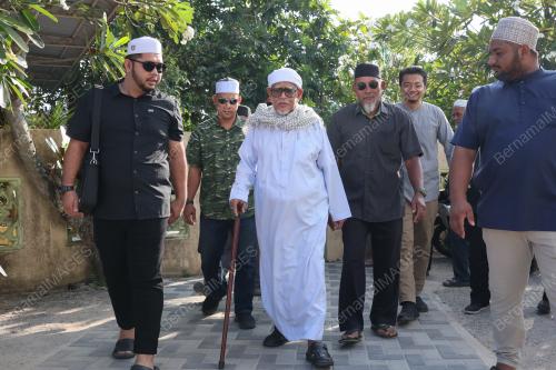 TAN SRI ABDUL HADI AWANG