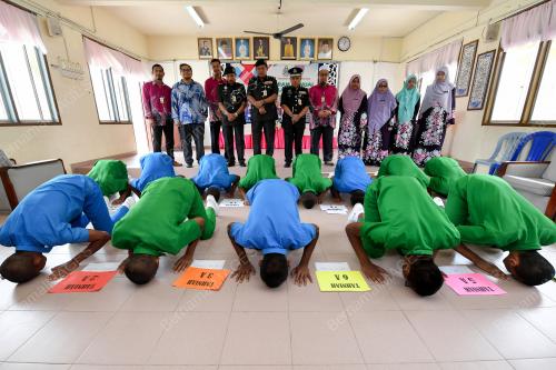 KEPUTUSAN SIJIL PELAJARAN MALAYSIA (SPM)
