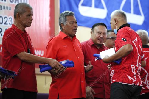 DATUK SERI AHMAD SAID