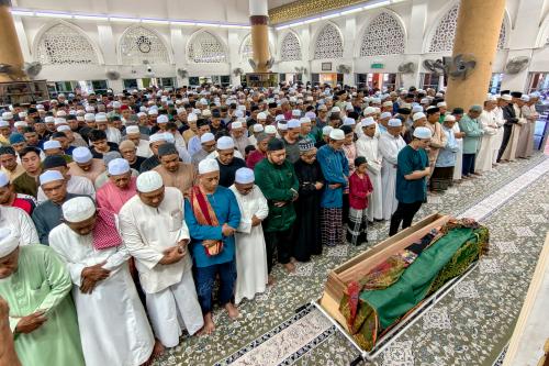 ZULHARISAM AWANG