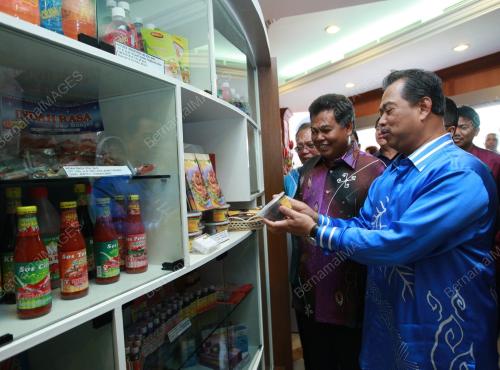 MUHYIDDIN YASSIN
