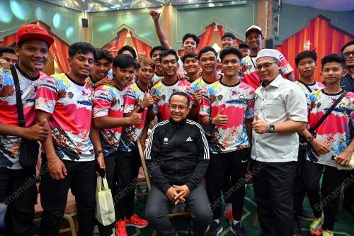 DATUK SERI DR AHMAD SAMSURI MOKHTAR