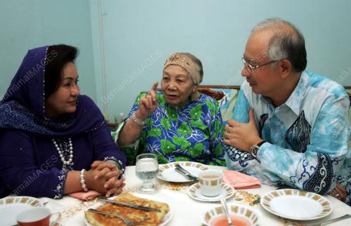 MOHD NAJIB TUN ABDUL RAZAK