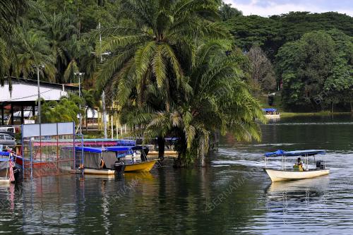 BANJIR TERMENUNG TASIK KENYIR