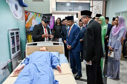 SULTAN MIZAN ZAINAL ABIDIN