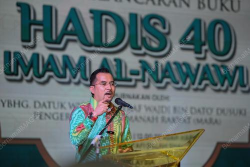 DATUK DR ASYRAF WAJDI DUSUKI