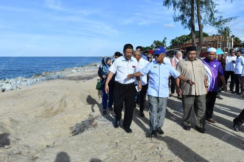 DATUK SERI DR ISMAIL ABD MUTTALIB