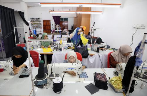 OKU HASILKAN PRODUK BATIK