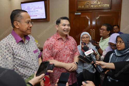 RAFIZI RAMLI