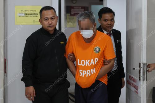 SPRM REMAN PENJAWAT AWAM