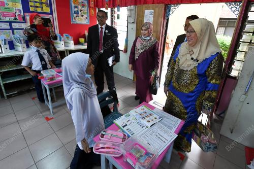 DATUK DR YASMIN HUSSAIN