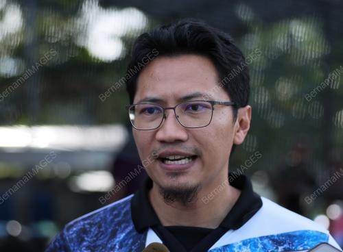 DR MOHD UZAIR ROSLI