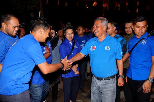 DATUK SERI AHMAD SAID