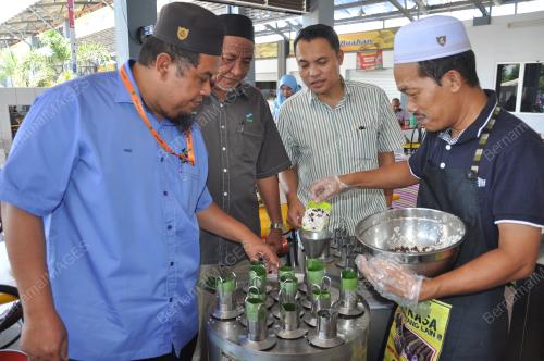 TR09_17072019_DURIAN_KAMPUNG