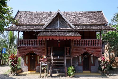 RESORT WARISAN PAHLAWAN