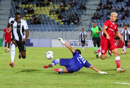 PIALA FA