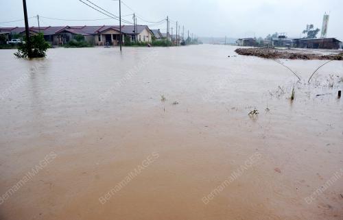 TR09_18112014_BANJIR