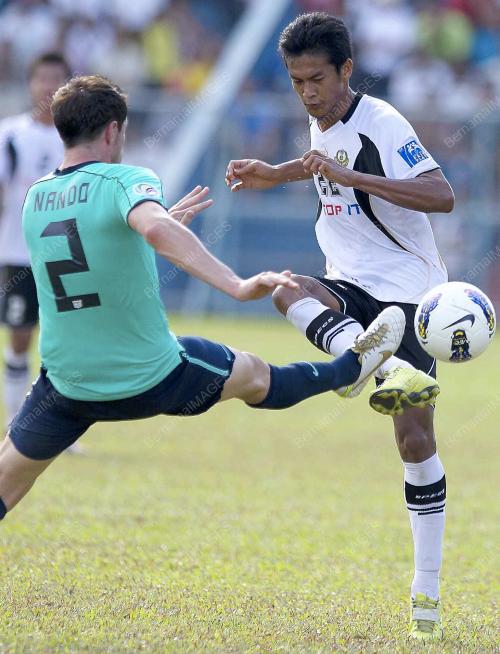 TR09_20032012_PIALA_AFC