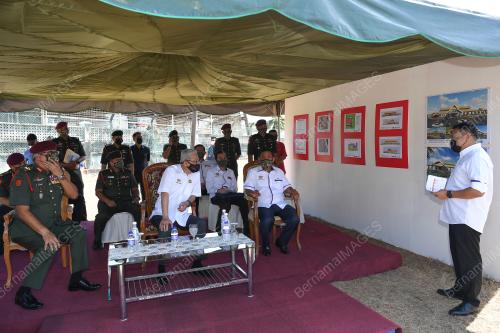 DATUK SERI ISMAIL SABRI YAAKOB