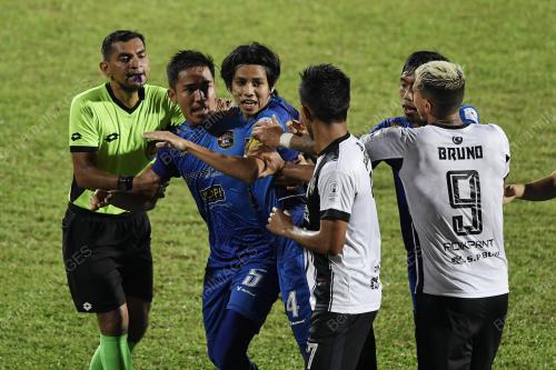 TR09_20062018_BOLA_BN201805229137
