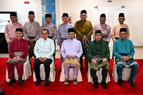 DATUK SERI ANWAR IBRAHIM