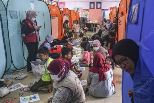 PUSAT PEMINDAHAN SEMENTARA