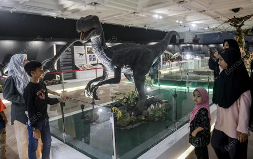 CUTI UMUM TAHUN BAHARU CINA