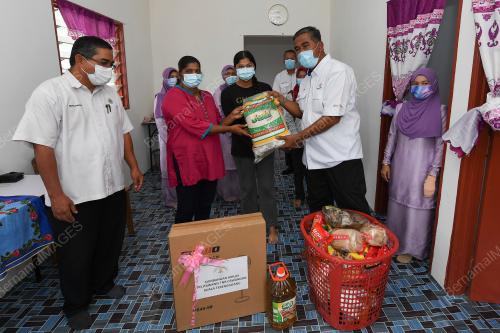 RUMAH MESRA RAKYAT TNB