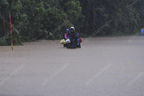 BANJIR DI KAMPUNG MATANG
