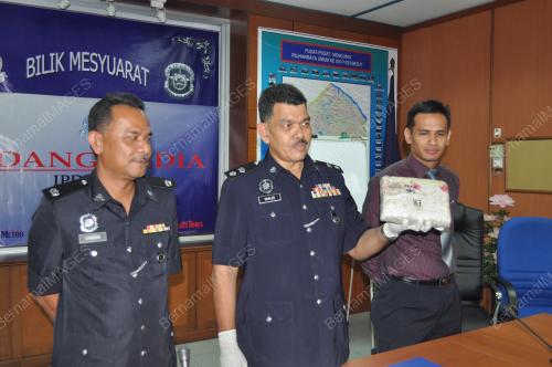 TR09_26072015_DADAH