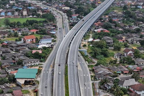 HAD LAJU JALAN PERSEKUTUAN
