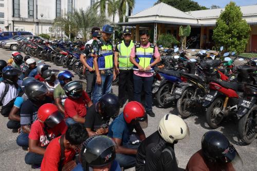 MOHD ZAMRI SAMION