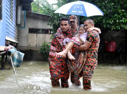 TR09_28122015_BANJIR