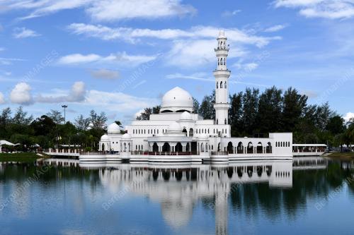 TR09_29102019_MASJID_TERAPUNG