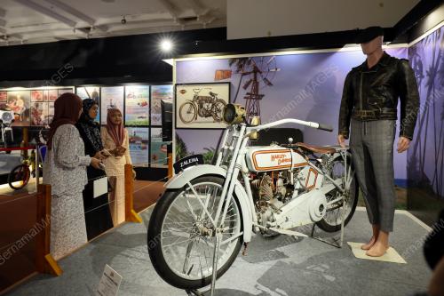 PAMERAN MUTO DAN KENANGAN 2024